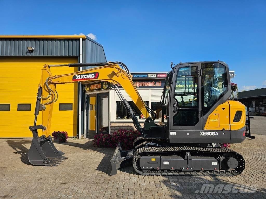 XCMG XE60GA ミニ油圧ショベル 7t以下（ミニユンボ・ミニディガー）