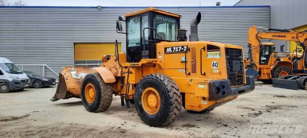 Hyundai HL 757-7 ホイールローダー・タイヤショベル