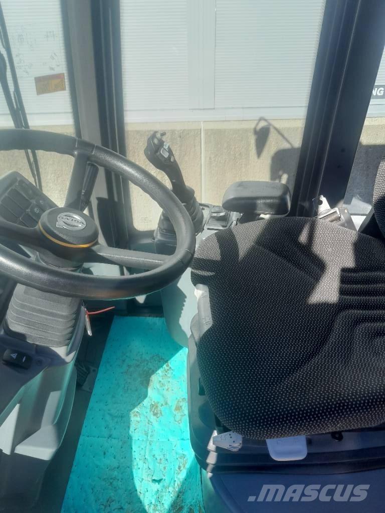 Volvo L35GS ホイールローダー・タイヤショベル