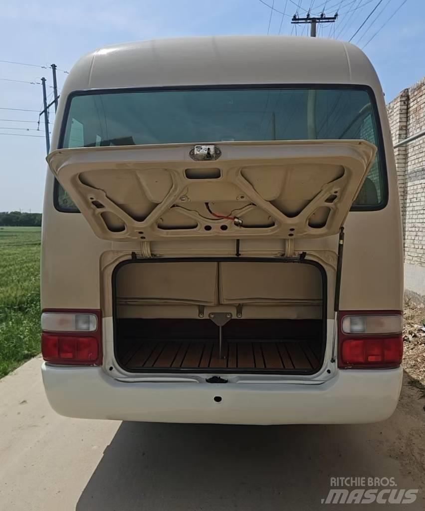 Toyota Coaster Bus マイクロバス