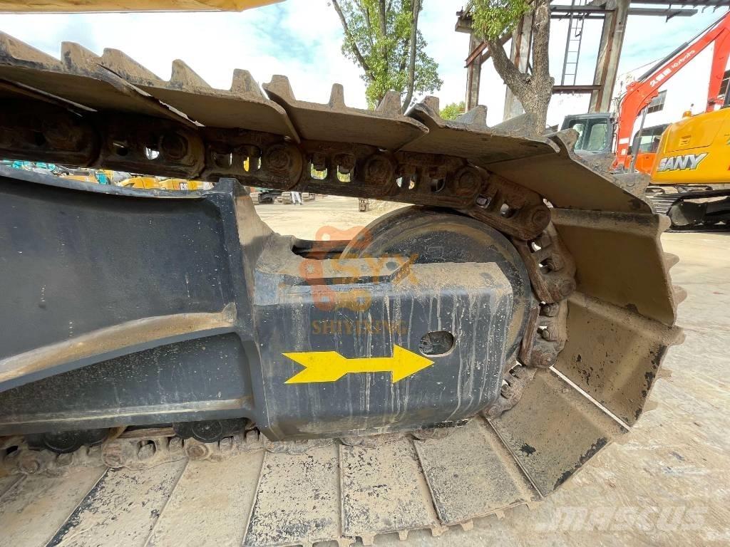 Komatsu PC 200-8 大型油圧ショベル12t以上（パワーショベル・ユンボ）