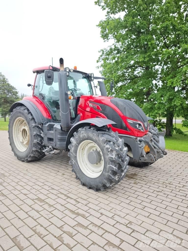 Valtra T 234 Direct トラクター
