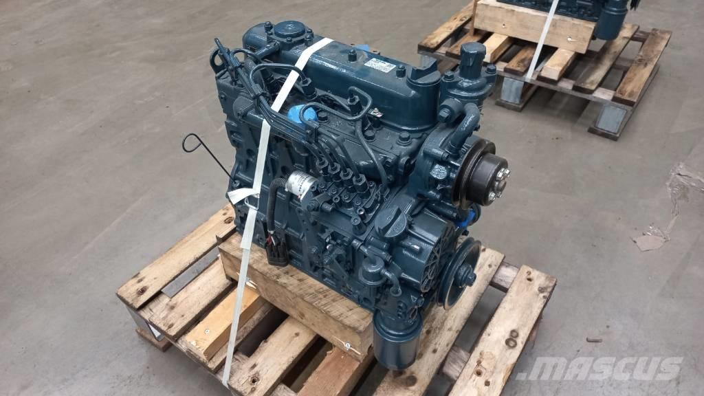 Kubota V1505 エンジン