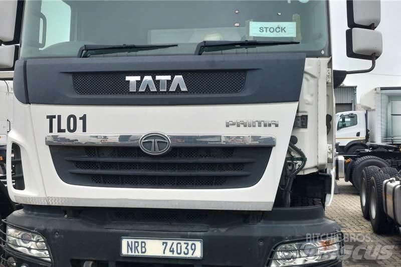 Tata PRIMA 3338K その他トラック