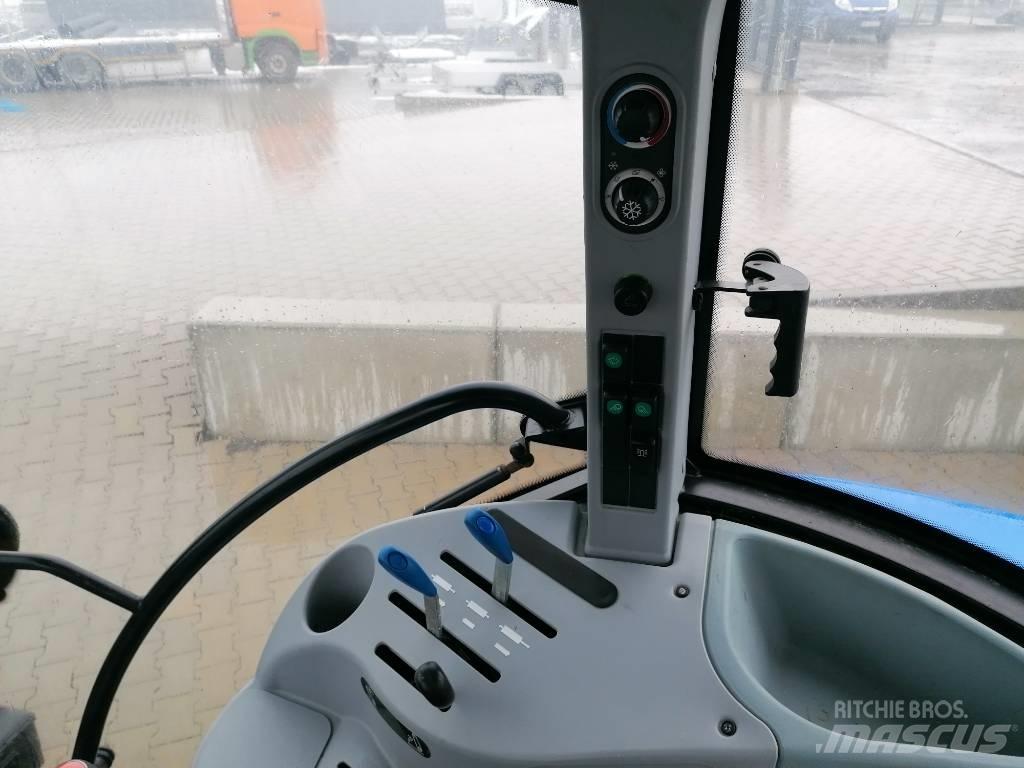 New Holland TD 5.95 トラクター
