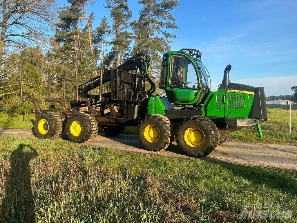 John Deere 1210 E フォワーダー