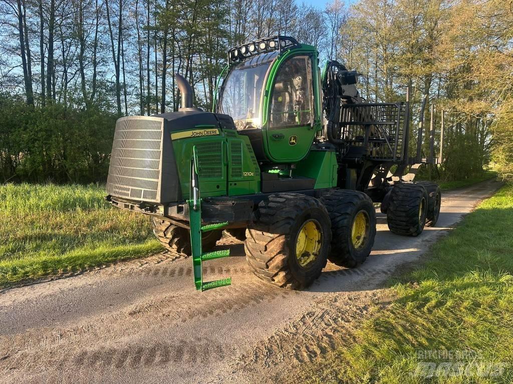 John Deere 1210 E フォワーダー