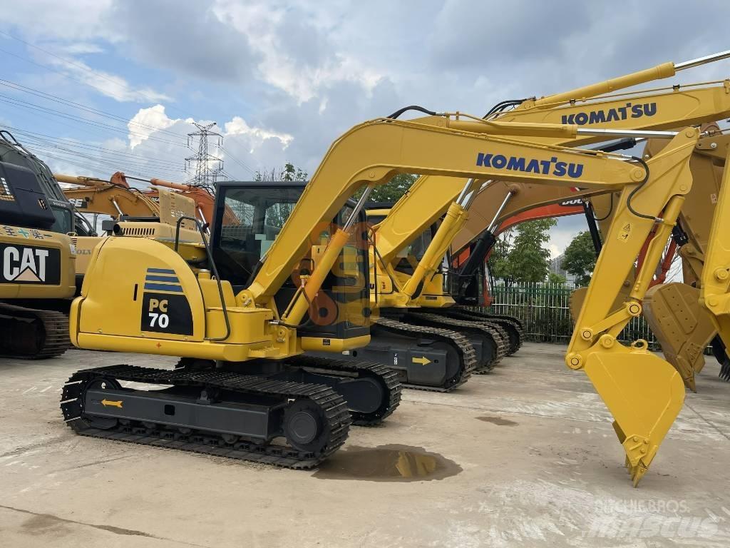 Komatsu PC 70 中型油圧ショベル 7ｔ-12ｔ（ユンボ・パワーショベル・バックホー）