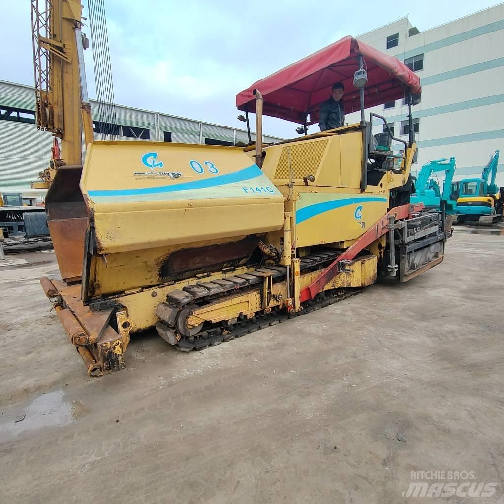 Dynapac F 141 C アスファルトフィニッシャ