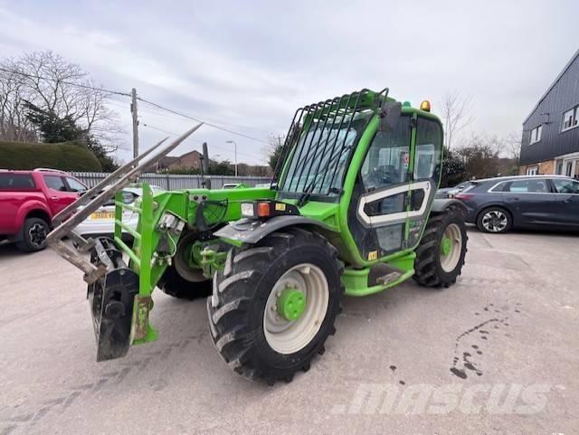 Merlo TF 35.7 農業用テレハンドラー
