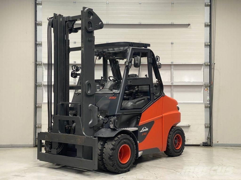 Linde E80-01/900 バッテリーフォークリフト