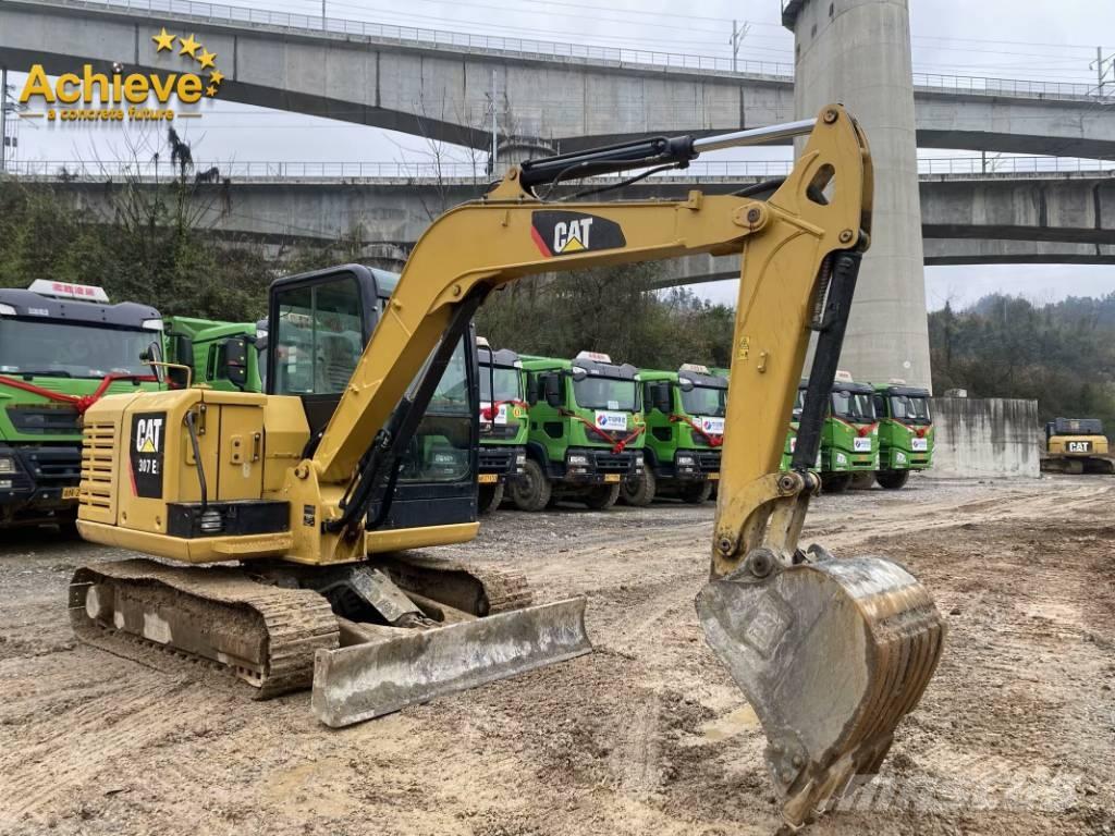 CAT 305.5 E ミニ油圧ショベル 7t以下（ミニユンボ・ミニディガー）