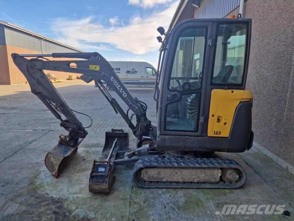 Volvo EC 20 D ミニ油圧ショベル 7t以下（ミニユンボ・ミニディガー）