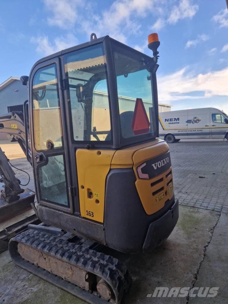 Volvo EC 20 D ミニ油圧ショベル 7t以下（ミニユンボ・ミニディガー）
