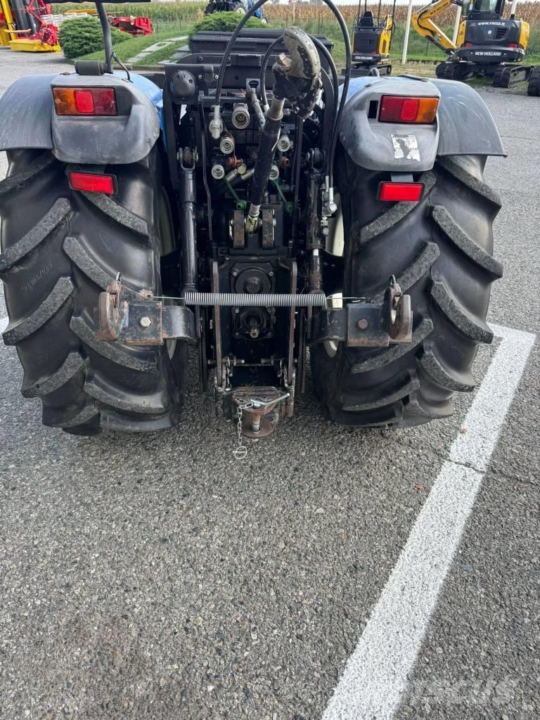 New Holland TN 75 NA トラクター