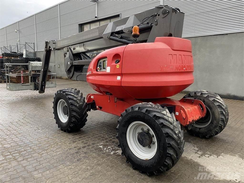 Manitou 200ATJ RC ブームリフト　屈伸型