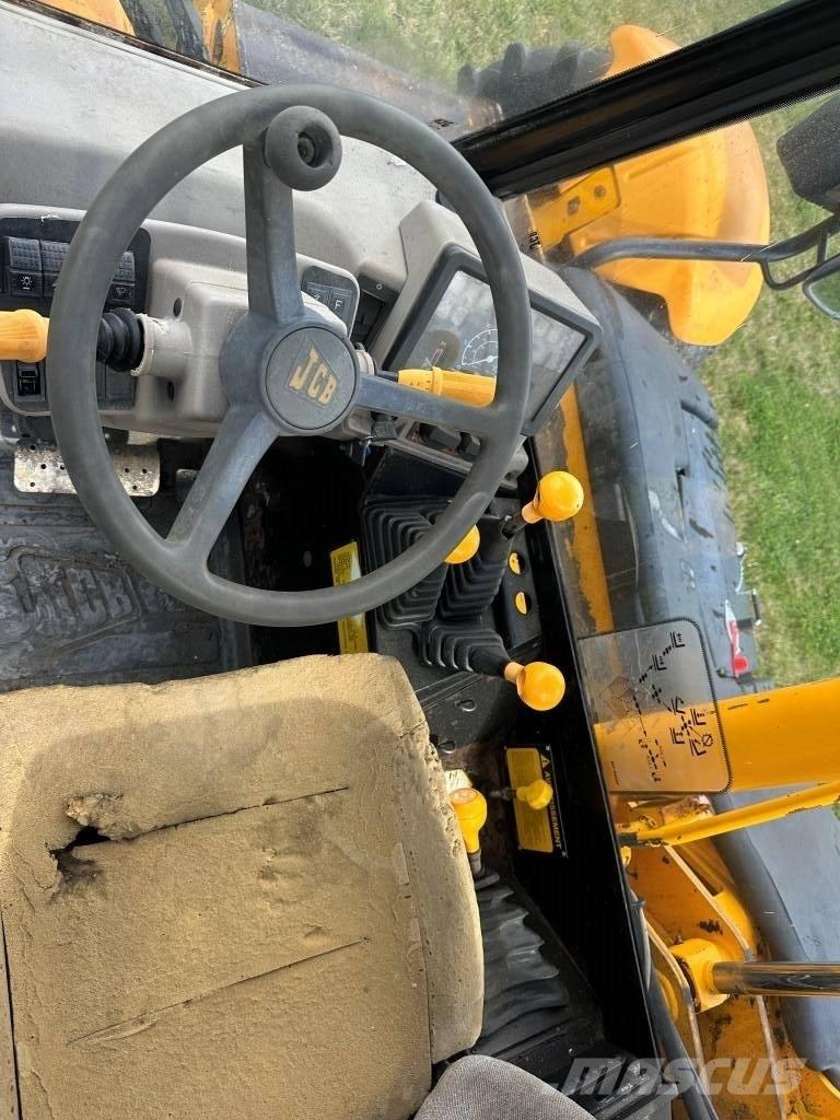 JCB 526 農業用テレハンドラー