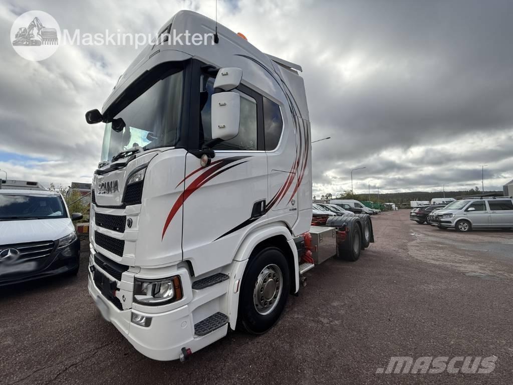 Scania R 520 中古トラクターヘッド | トレーラーヘッド