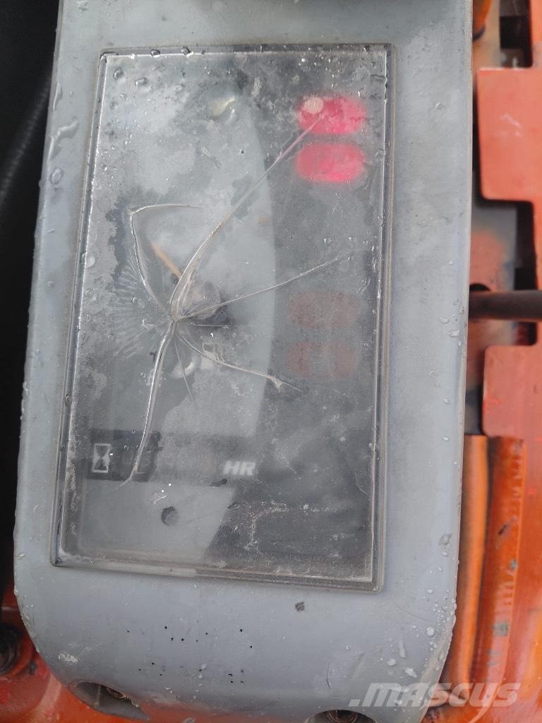 Kubota U 15-3 ミニ油圧ショベル 7t以下（ミニユンボ・ミニディガー）