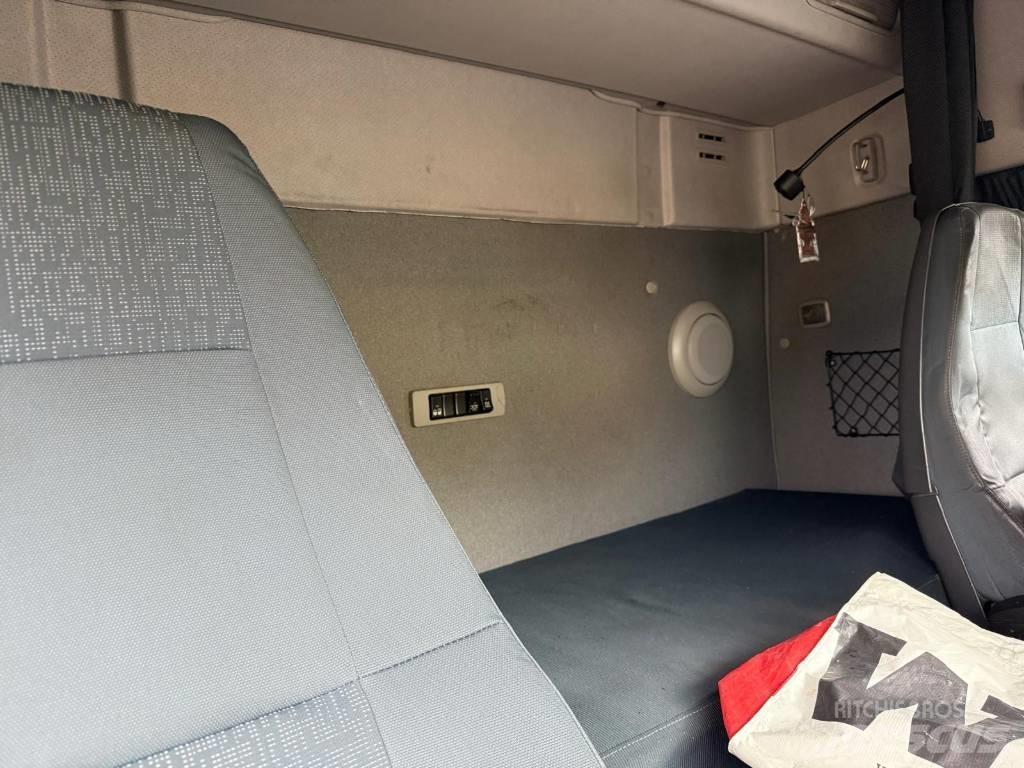 Volvo FM 420 冷凍冷蔵車