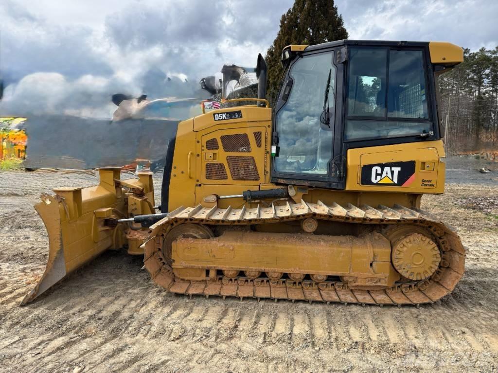CAT D 5 K 2 LGP ブルドーザー