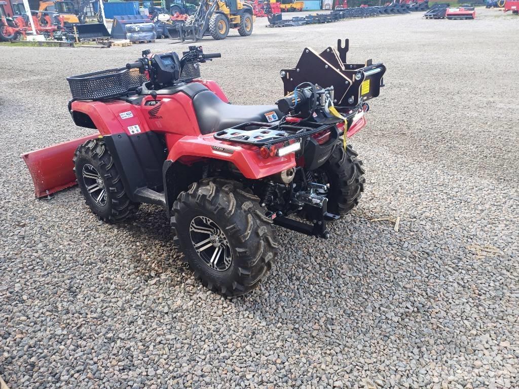 Honda Rubicon 520 バギー