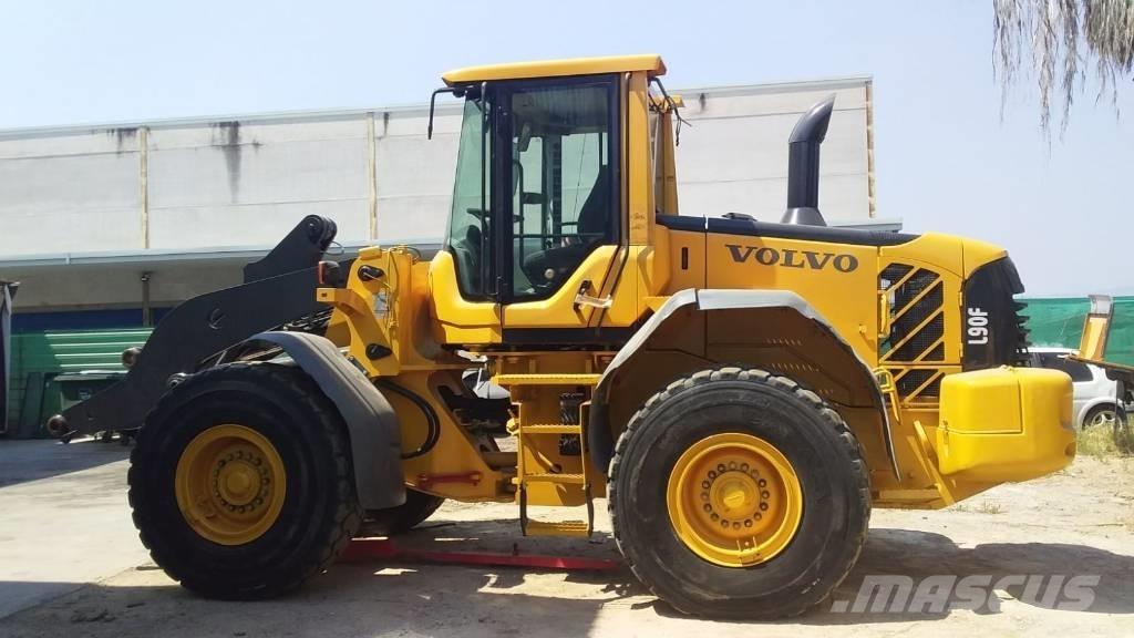 Volvo L90F ホイールローダー・タイヤショベル