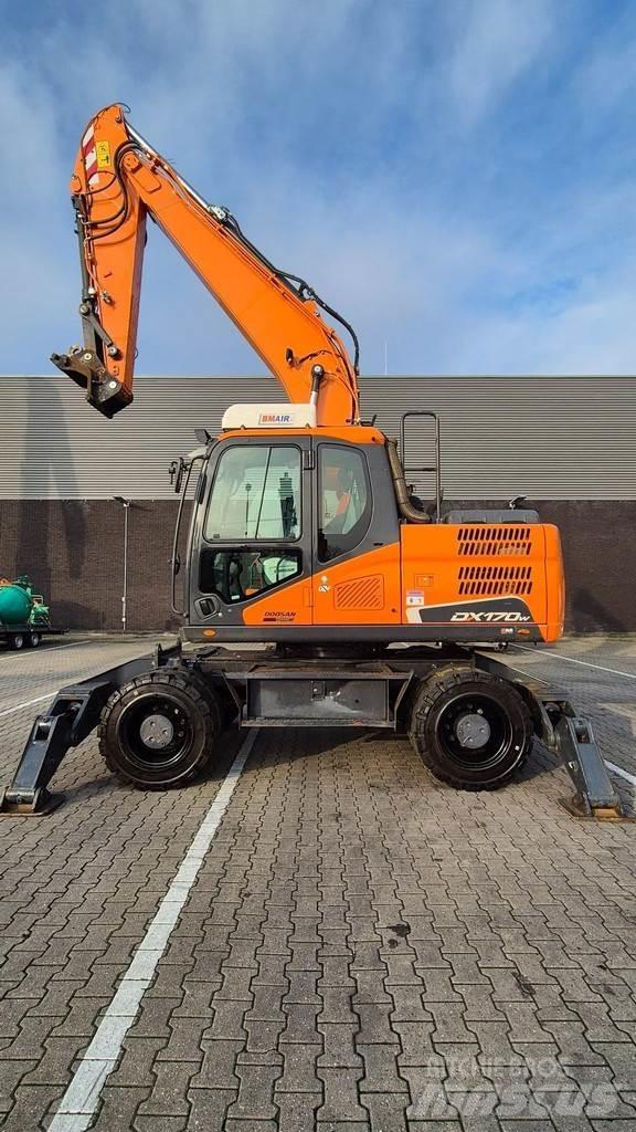 Doosan DX170W-5 ホイール式油圧ショベル（パワーショベル・ユンボ・バックホー）