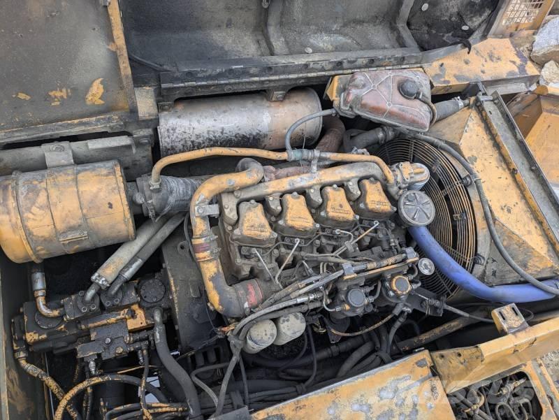 Liebherr 922 大型油圧ショベル12t以上（パワーショベル・ユンボ）