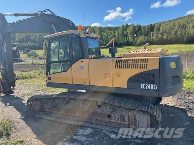 Volvo BM Ec 240 大型油圧ショベル12t以上（パワーショベル・ユンボ）
