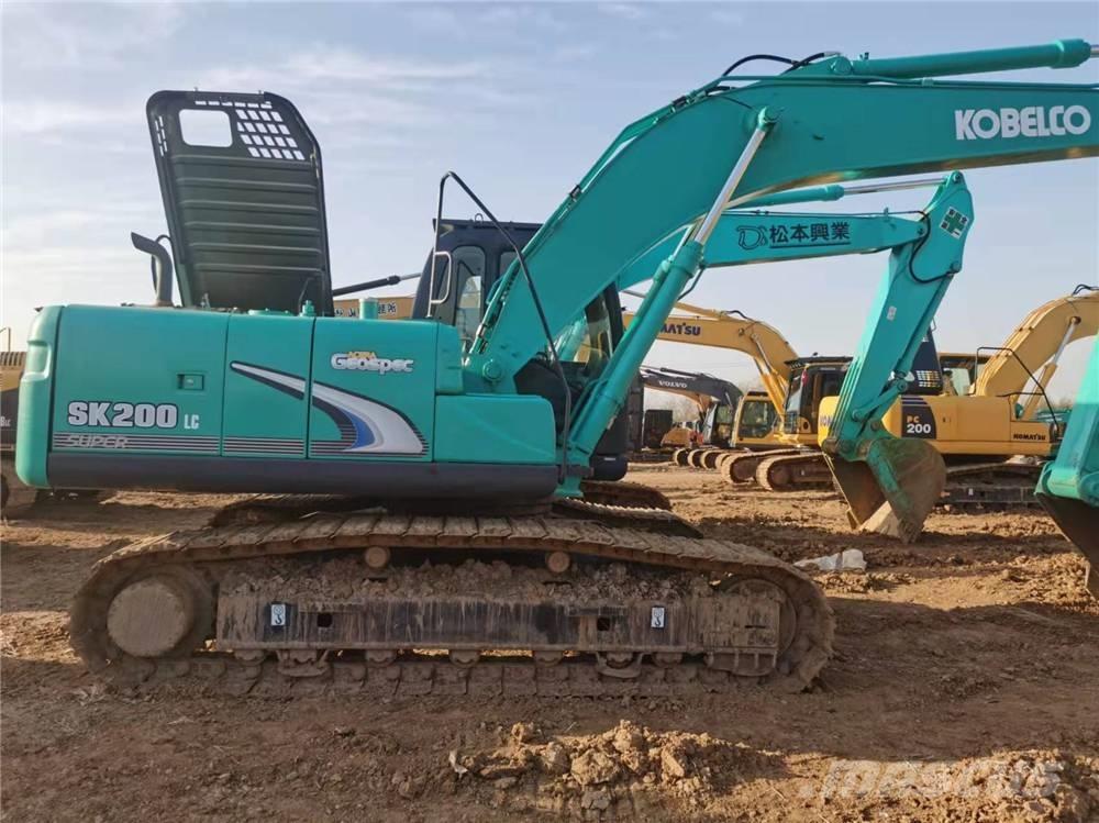 Kobelco SK200 大型油圧ショベル12t以上（パワーショベル・ユンボ）