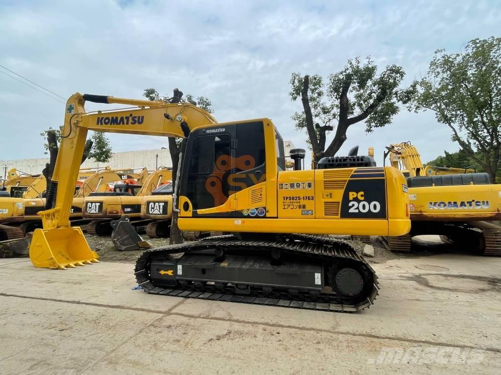 Komatsu PC 200 大型油圧ショベル12t以上（パワーショベル・ユンボ）
