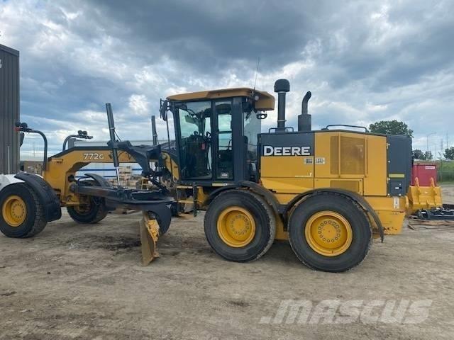 John Deere 772 G モーターグレーダー