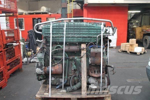Volvo TD102 KF エンジン