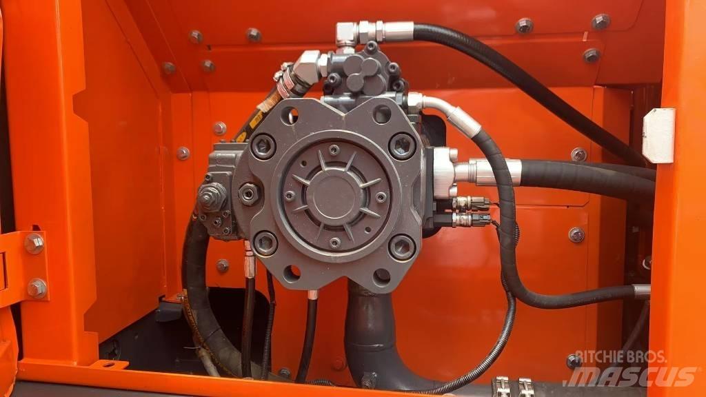 Doosan DX300LC-9 大型油圧ショベル12t以上（パワーショベル・ユンボ）