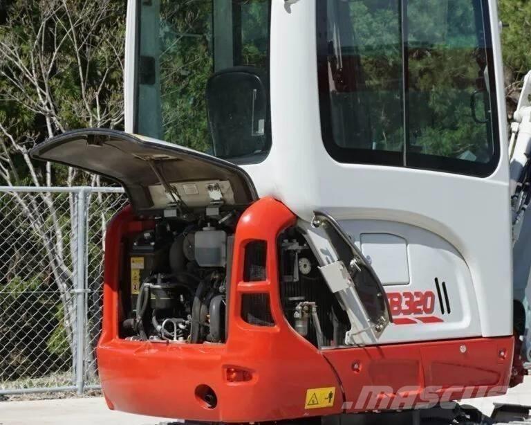 Takeuchi TB320 ミニ油圧ショベル 7t以下（ミニユンボ・ミニディガー）