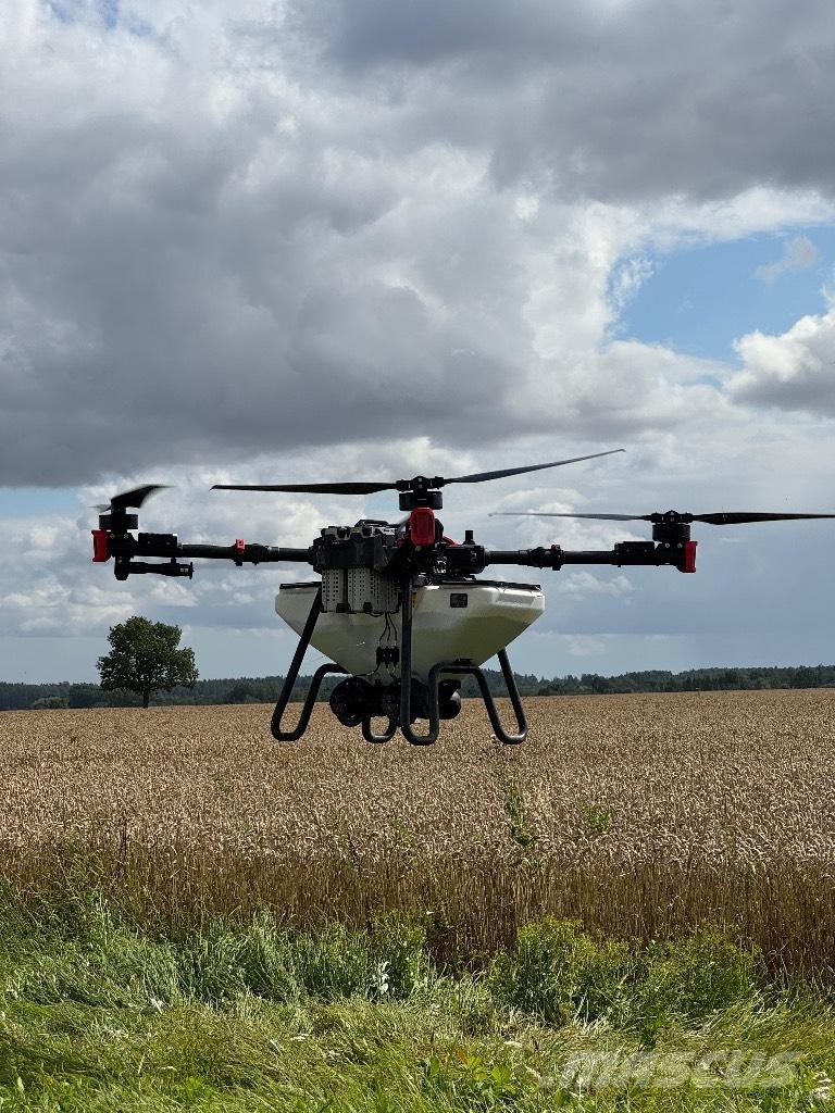  XAG P100PRO DEMO 自走式噴霧器