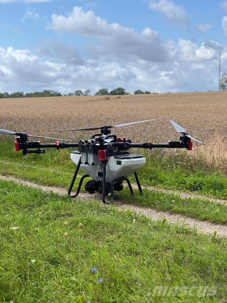  XAG P100PRO DEMO 自走式噴霧器