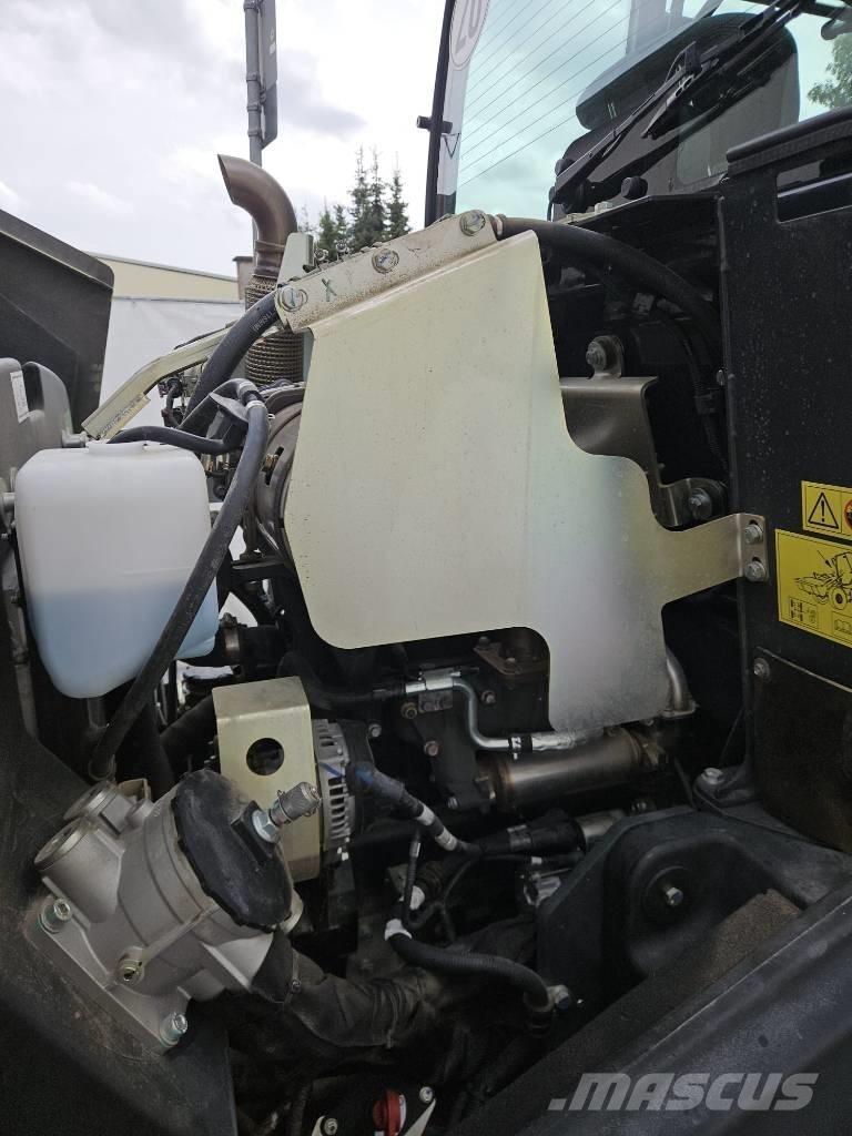 Komatsu WA 70 M-8 ホイールローダー・タイヤショベル