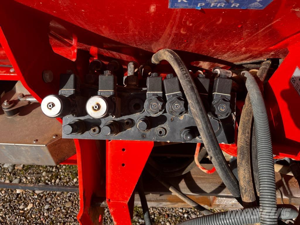 Rauch AXERA H/EMC ブームスプレイヤー