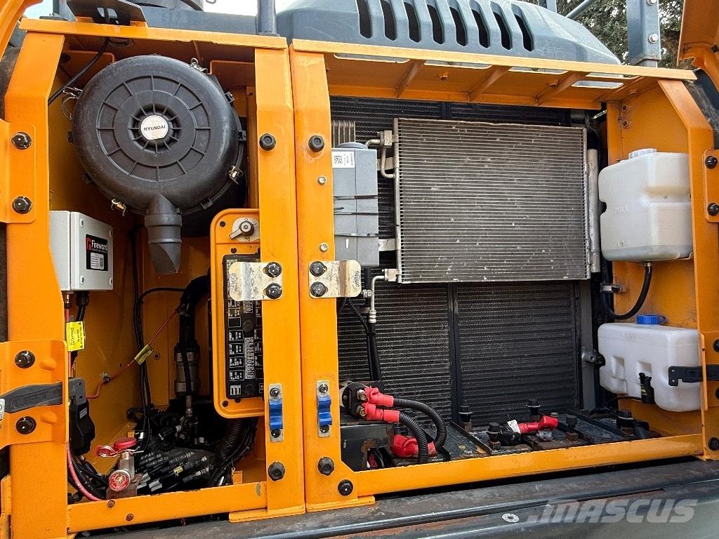 Hyundai HX220AL 大型油圧ショベル12t以上（パワーショベル・ユンボ）