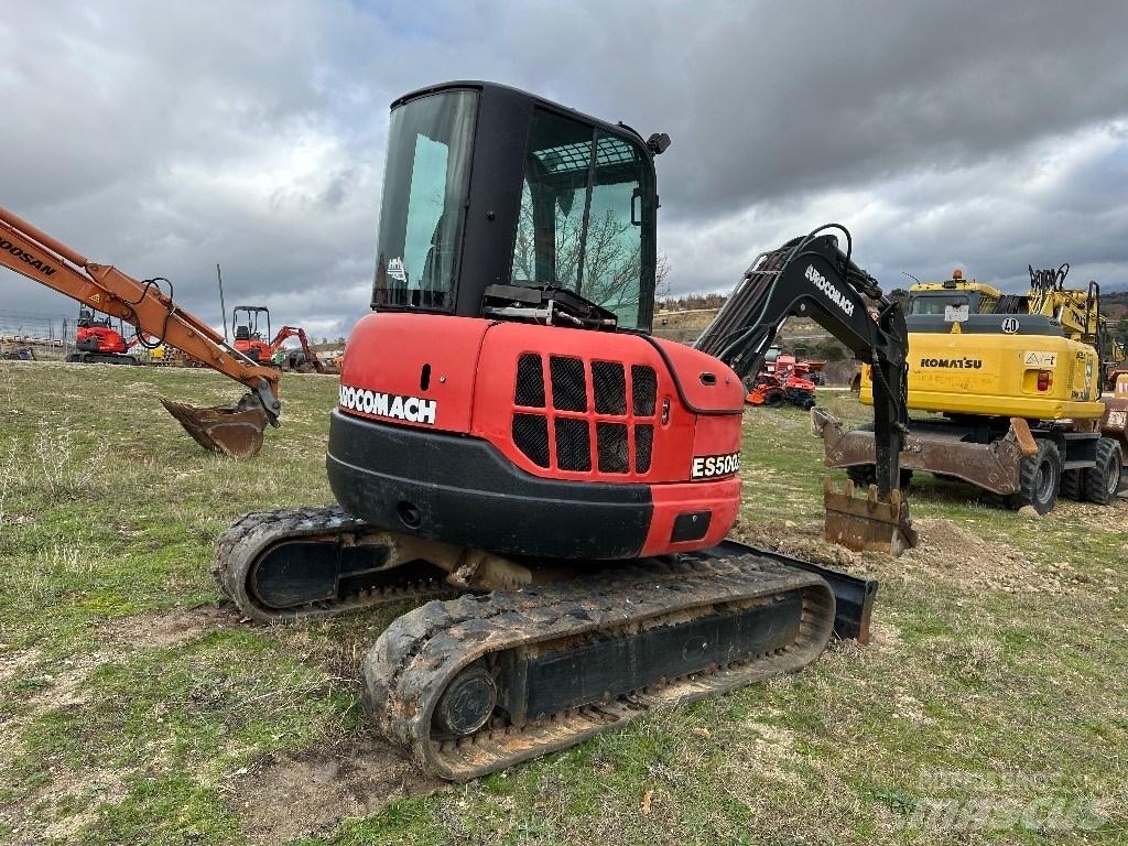 Eurocomach ES 50 ZT ミニ油圧ショベル 7t以下（ミニユンボ・ミニディガー）