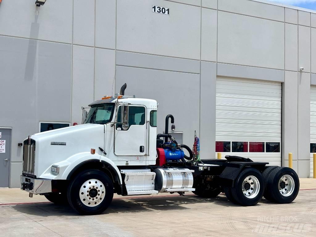 Kenworth T 800 中古トラクターヘッド | トレーラーヘッド