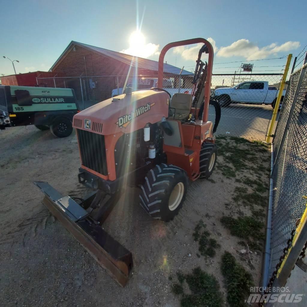 Ditch Witch RT 45 トレンチャー