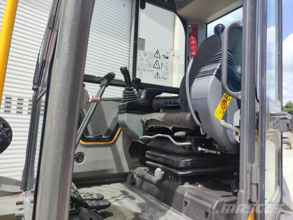 Volvo ECR 88 D 中型油圧ショベル 7ｔ-12ｔ（ユンボ・パワーショベル・バックホー）