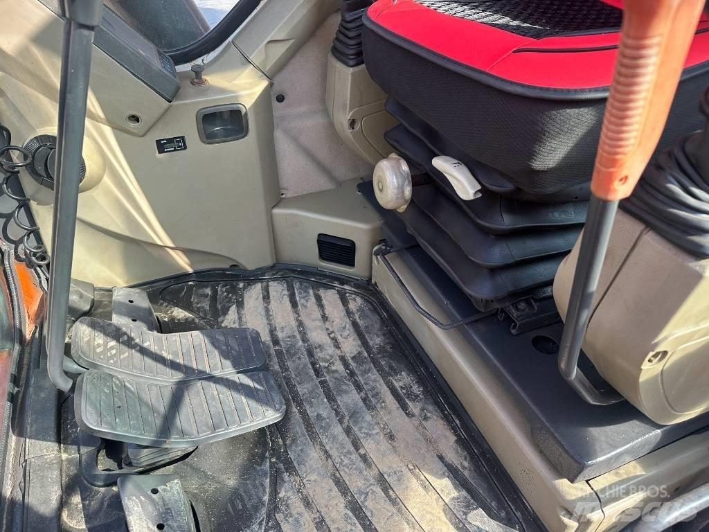 Doosan DX 300 LC 大型油圧ショベル12t以上（パワーショベル・ユンボ）