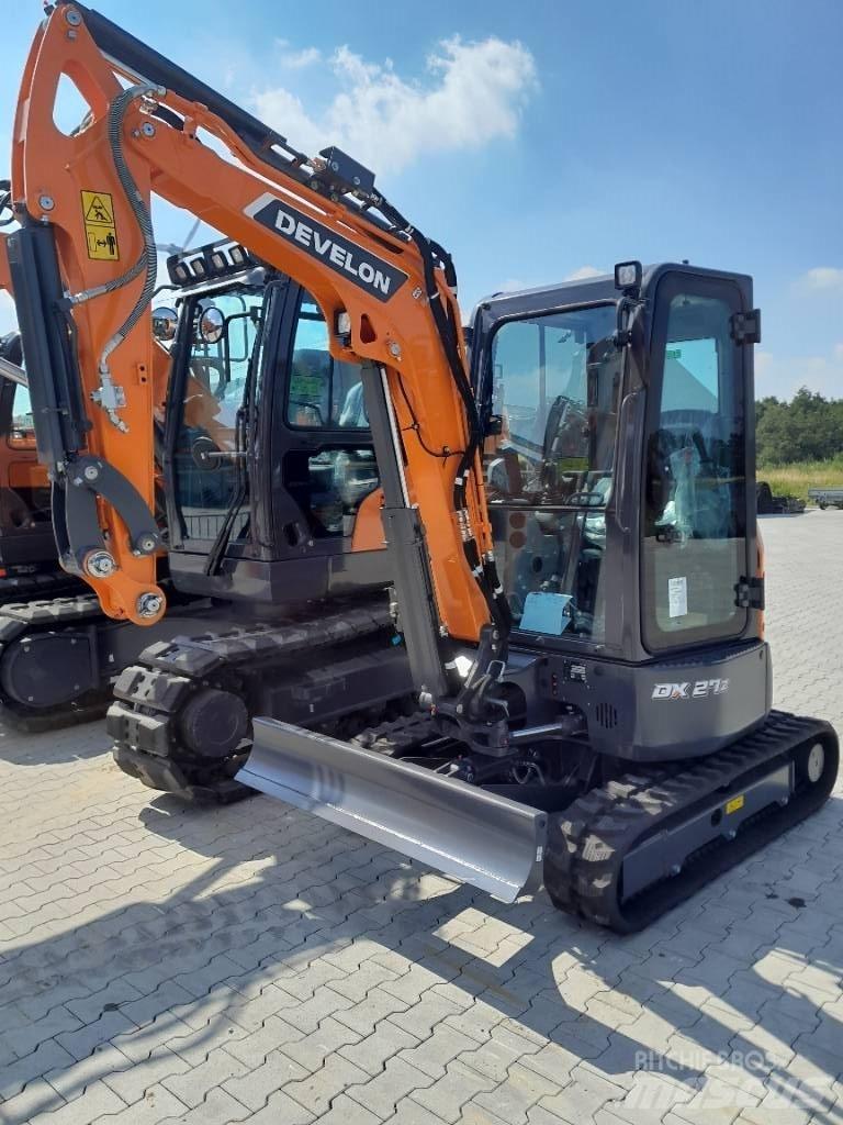 Doosan DX 27 Z-7 ミニ油圧ショベル 7t以下（ミニユンボ・ミニディガー）