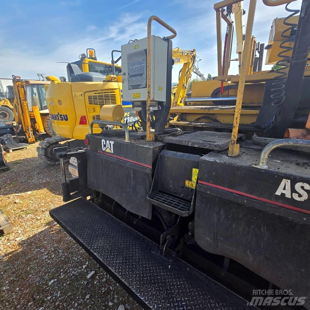CAT AP 600 アスファルトフィニッシャ