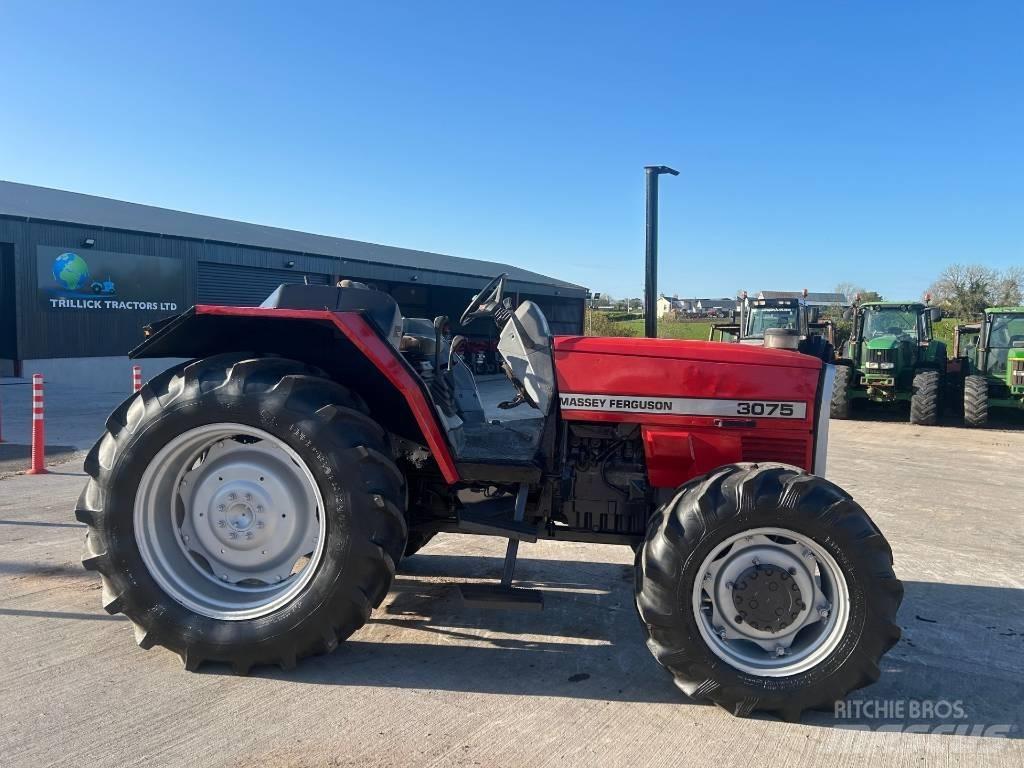 Massey Ferguson 3075 トラクター
