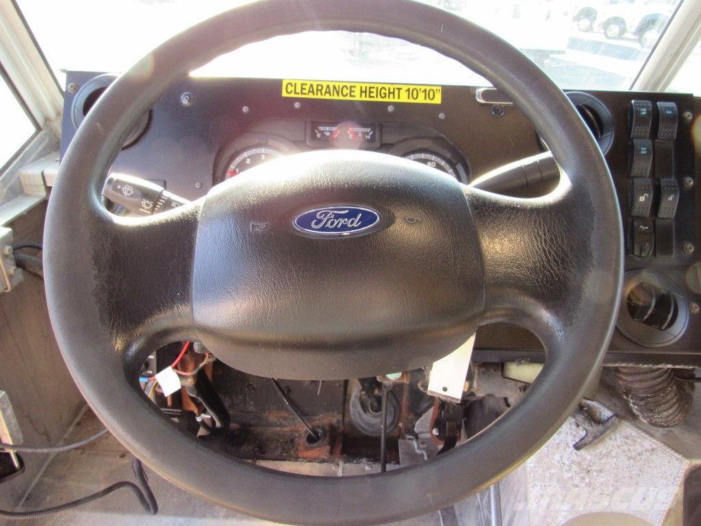 Ford E-450 ボックスボディー、ウイング、箱車